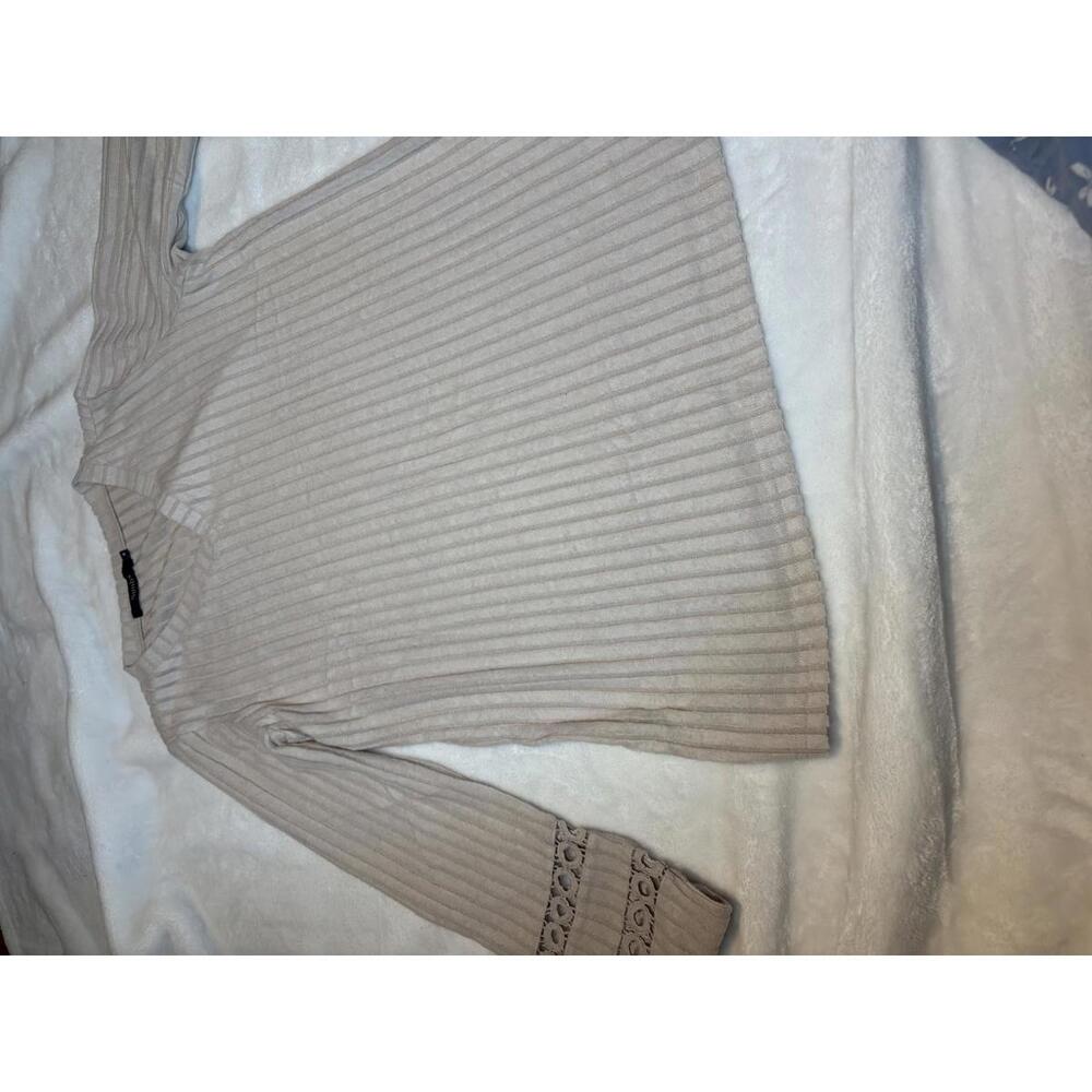Sunbs Beige Ribbed Long Sleeve Top with Lace Detail - Medium